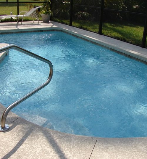 swimming-pool-g01adb71de_640